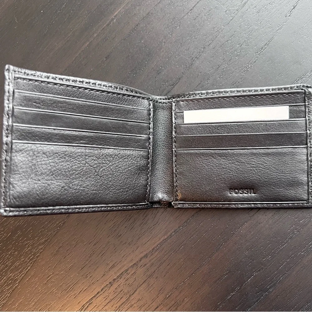 Fossil LUFKIN Black Leather Bifold Wallet